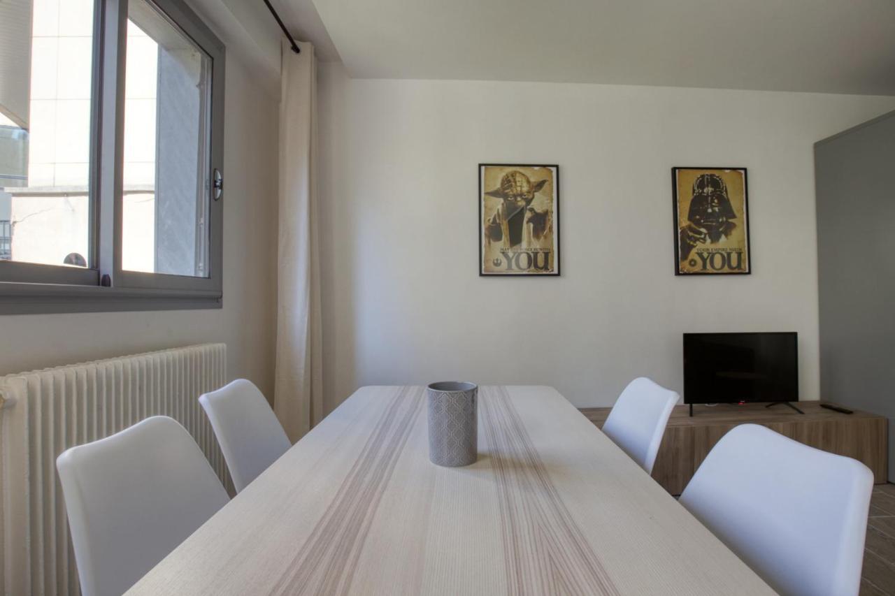Charming Apartment In The Heart Of The 19Th Paryż Zewnętrze zdjęcie