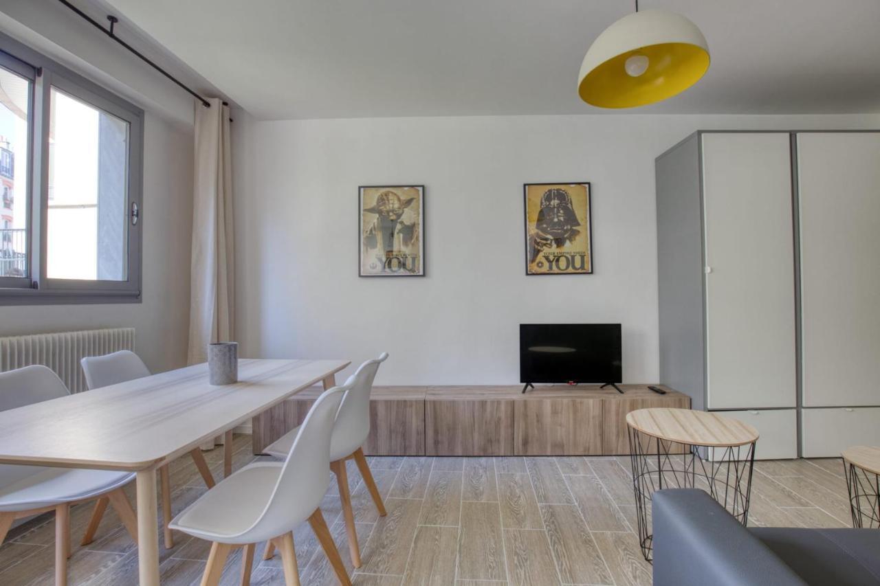Charming Apartment In The Heart Of The 19Th Paryż Zewnętrze zdjęcie